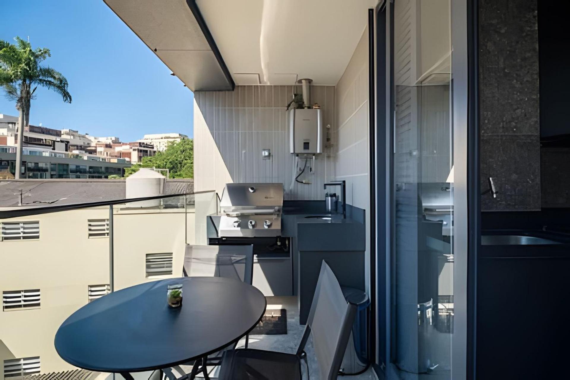Apartamento Apto Na Gavea Com Varanda E Vista Para O Cristo *