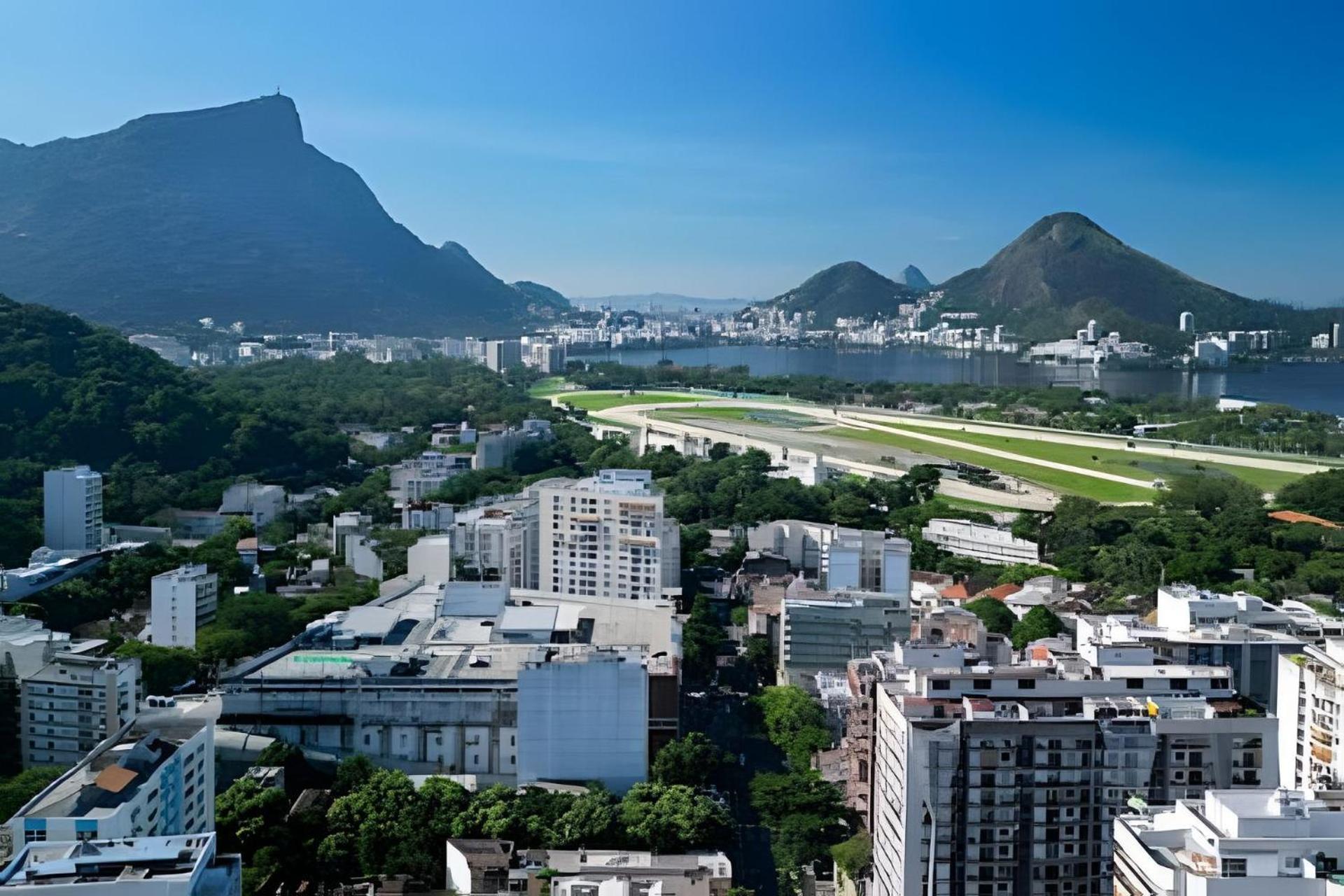Apto Na Gavea Com Varanda E Vista Para O Cristo